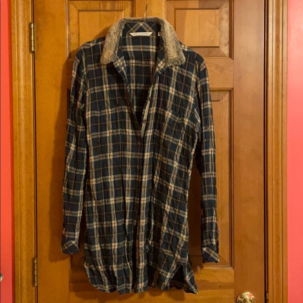 Max volmary plaid shirt with fur collar